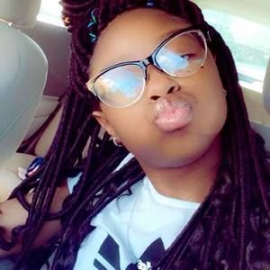 Meet your Posher, Janiyia